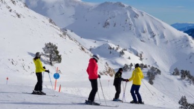 Atudem promueve el esquí coincidiendo con el Día Mundial de la Nieve