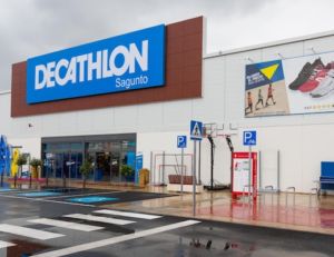 Decathlon abre una tienda en la localidad valenciana de Sagunt