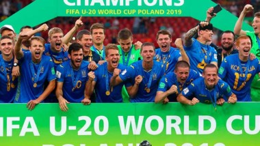 Joma celebra el Mundial sub-20 de Ucrania