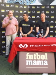 Marc André Ter Stegen, embajador de McDavid, visita Futbolmania