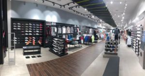 nueva tienda Base Selection en el centro comercial Lagoh