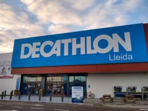Decathlon inaugura y amplía centros en Cataluña