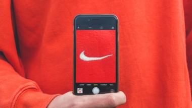 Nike conserva su liderato como marca textil pese a verse devaluada
