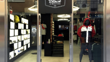 Atmósfera Sport estrena tienda Black en Benidorm