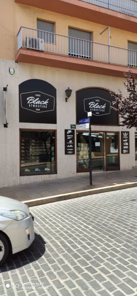Atmósfera Sport estrena tienda Black en Xàbia (Alicante)