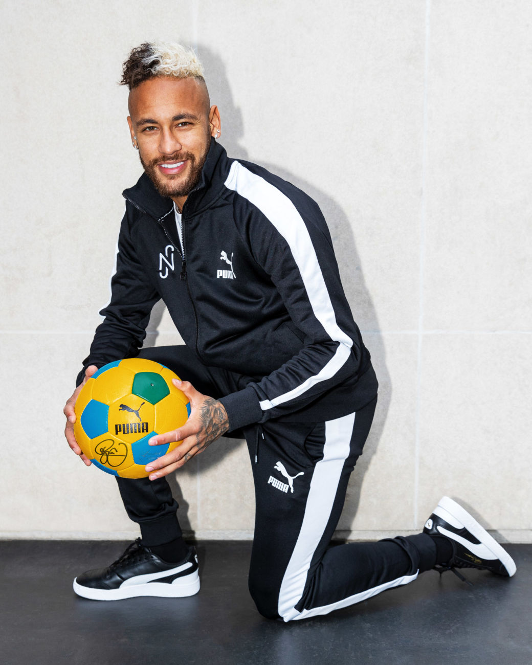 Eliminación Artefacto Decremento Puma suma a Neymar a su constelación de estrellas del fútbol - Diffusion  Sport