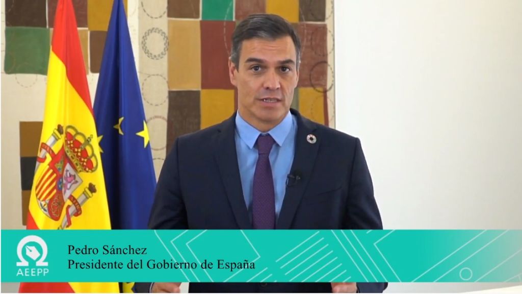 el presidente Pedro Sánchez interviene en el Congreso de la AEEPP