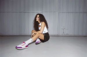 Puma presenta unas zapatillas inspiradas en las tendencias de los 90 de la mano de Cristina Pedroche