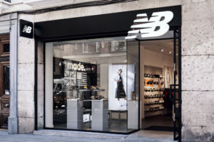 tienda New Balance en la calle Fuencarral de Madrid
