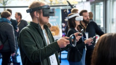 Pull&Bear lanza su probador virtual gracias a la realidad aumentada
