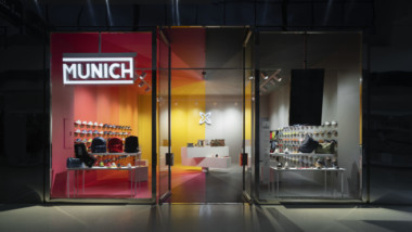 Munich abre media docena de tiendas
