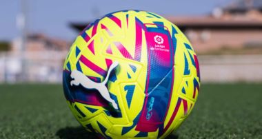 balón de invierno de Puma de LaLiga 2022-23