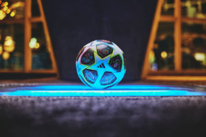 balón de la Champions League femenina de fútbol desarrollado por Adidas