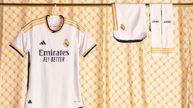 Los detalles ocres coronan la nueva camiseta del Real Madrid