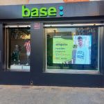 Gonzalo Melero colabora con Russell Athletic en un acto promocional en Base:Deportes Blanes