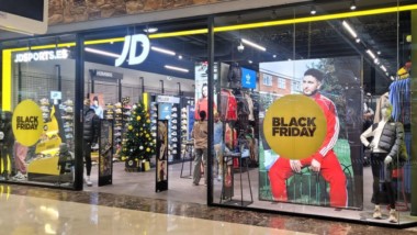 JD Sports prosigue su expansión abriendo su tercera tienda en Asturias