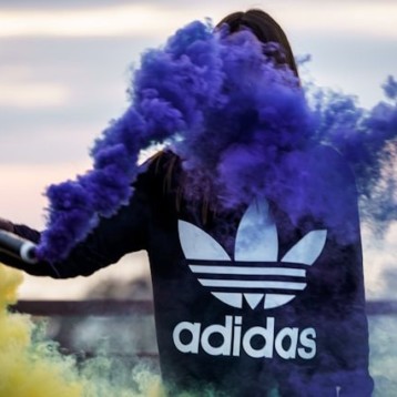 Adidas supera expectativas en el primer cuatrimestre de 2024